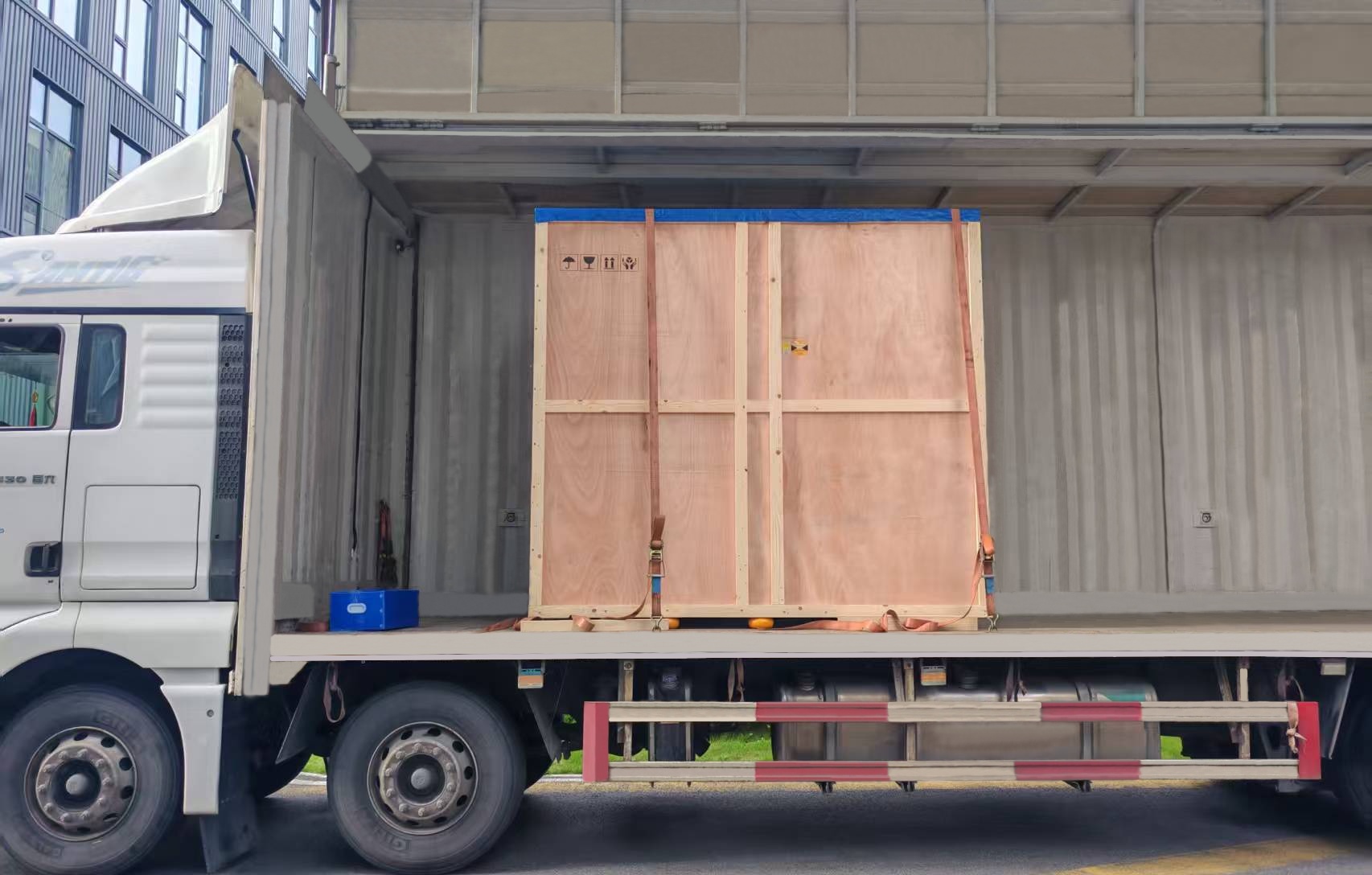 1762334043204751.jpg 微信圖片_20251105143826_37490_59.jpg